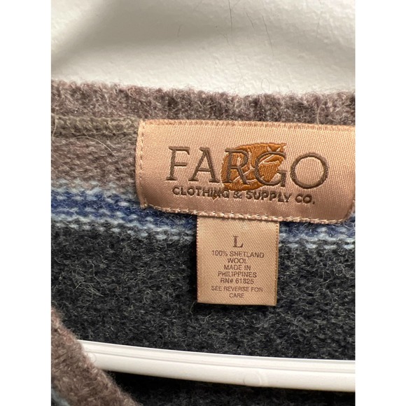 * Vtg Fargo Clothing & Supply Co Women’s Sweater - Picture 3 of 3